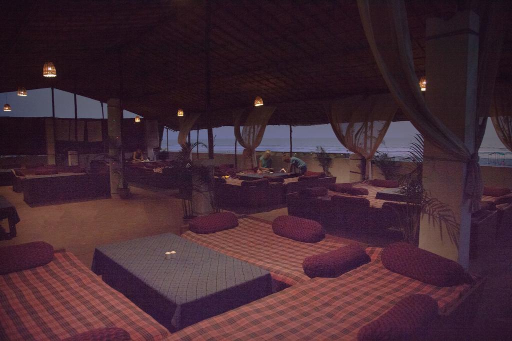 Guest House The Sunset مادريم المظهر الخارجي الصورة